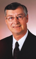 M. C&Ocirc;T&Eacute;